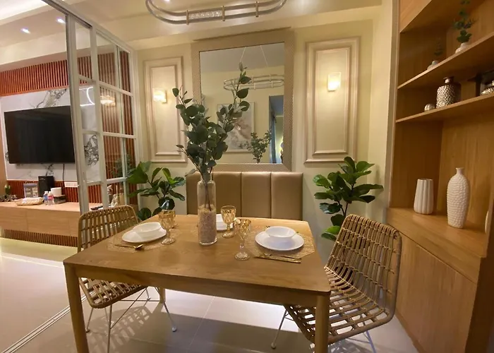Hallin Bay Modern 1br With Balcony Apartamento